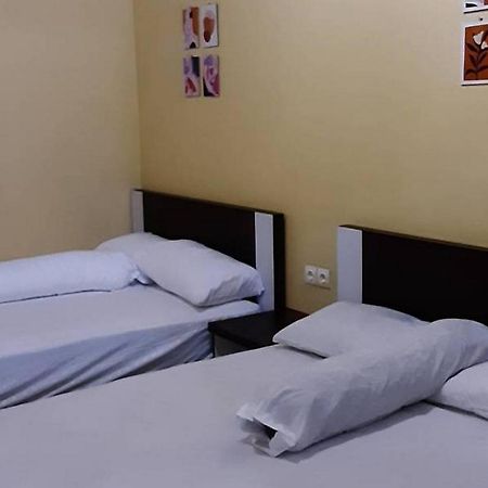 Guest House Syariah Lp3B Brebes Redpartner エクステリア 写真